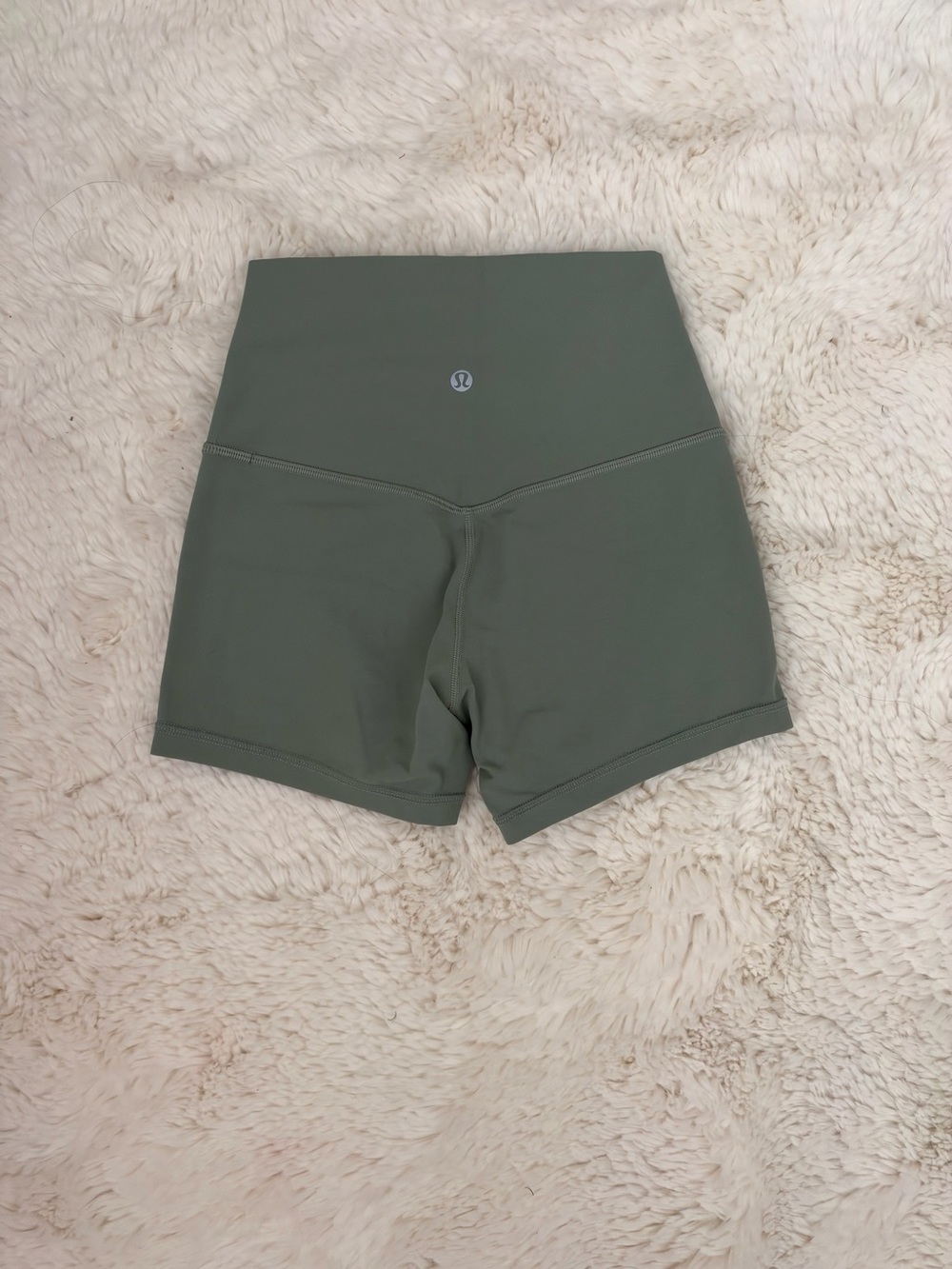 lululemon athletica High-Rise Active Shorts size 4